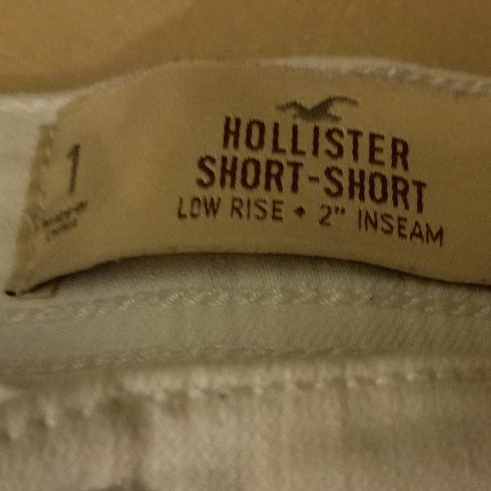 🧡 Hollister white denim short- short size 1